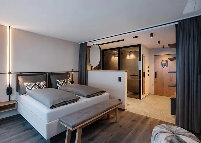 Revier Boutique 4* 卡普伦